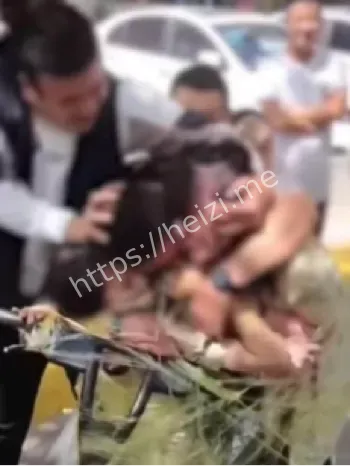 陕西彬州婚闹胶带捆绑